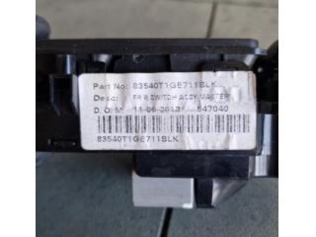 bontott HONDA CR-V Ablakemelő Kapcsoló Négyes / Kettes