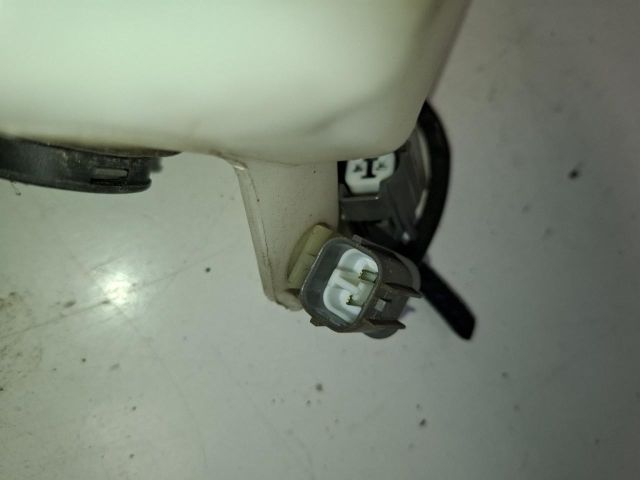 bontott HONDA CR-V Ablakmosó Tartály