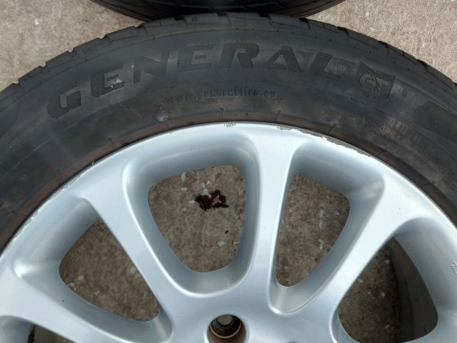 bontott HONDA CR-V Alufelni Szett Gumival