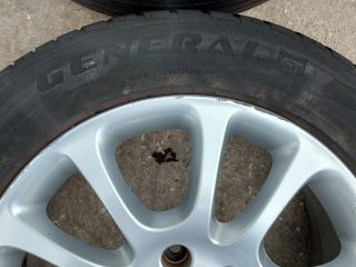 bontott HONDA CR-V Alufelni Szett Gumival