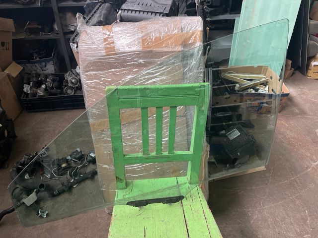 bontott HONDA CR-V Bal első Ablak