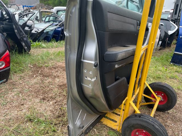 bontott HONDA CR-V Bal első Ajtó (Részeivel)