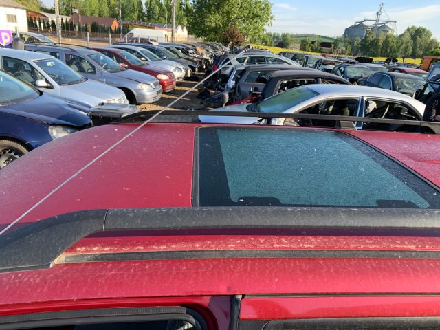 bontott HONDA CR-V Bal első Ajtó (Részeivel)