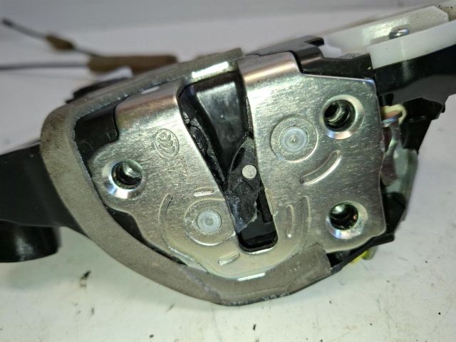 bontott HONDA CR-V Bal első Ajtózár