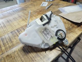 bontott HONDA CR-V Bal első Ajtózár