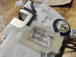 bontott HONDA CR-V Bal első Ajtózár