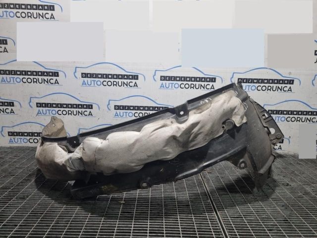 bontott HONDA CR-V Bal első Dobbetét (Kerékjárati, Műanyag)