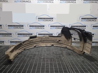 bontott HONDA CR-V Bal első Dobbetét (Kerékjárati, Műanyag)