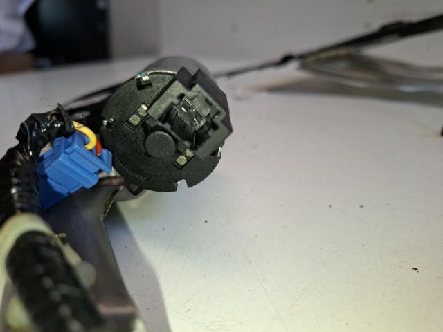 bontott HONDA CR-V Bal első Gerinctámasz