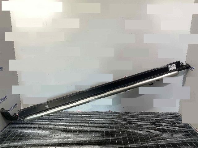 bontott HONDA CR-V Bal első Küszöb Díszléc