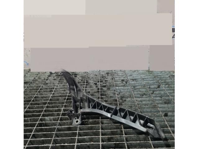 bontott HONDA CR-V Bal Fényszóró Tartó