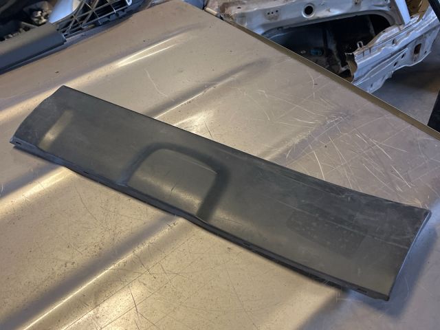 bontott HONDA CR-V Bal hátsó Ajtó Díszléc