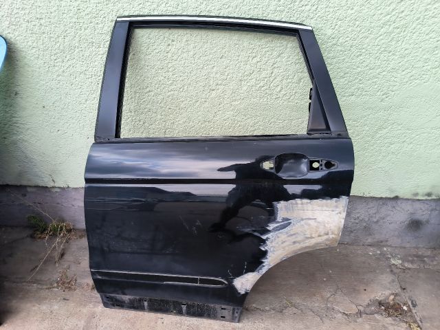 bontott HONDA CR-V Bal hátsó Ajtó (Részeivel)