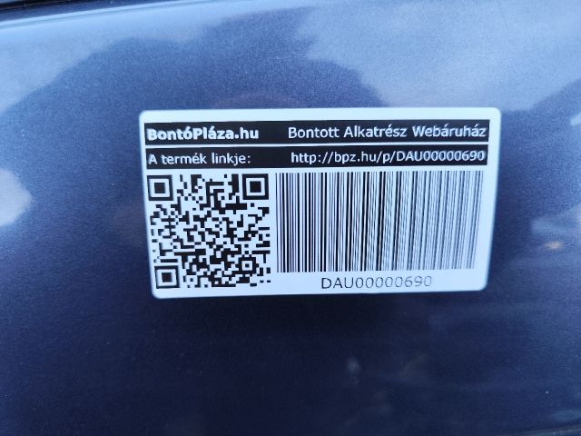 bontott HONDA CR-V Bal hátsó Ajtó (Részeivel)