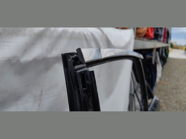 bontott HONDA CR-V Bal hátsó Ajtó (Üres lemez)