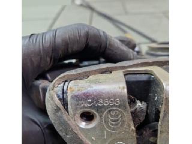 bontott HONDA CR-V Bal hátsó Ajtózár