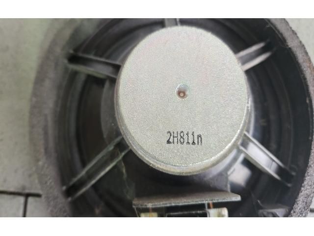 bontott HONDA CR-V Bal hátsó Hangszóró