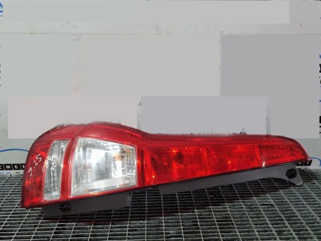 bontott HONDA CR-V Bal Hátsó Lámpa