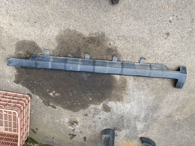 bontott HONDA CR-V Bal Küszöb