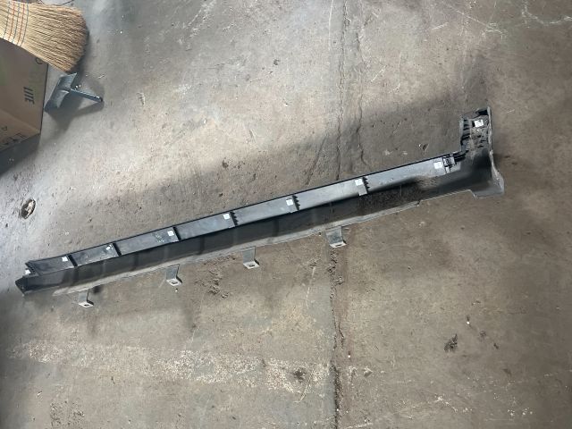 bontott HONDA CR-V Bal Küszöb