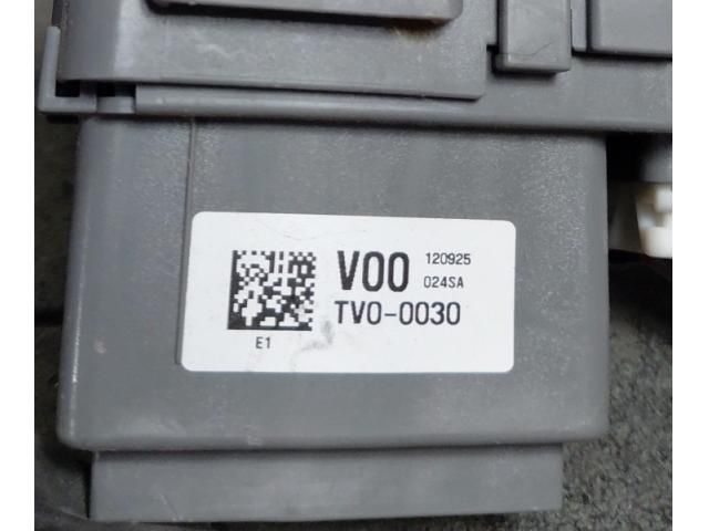 bontott HONDA CR-V Biztosítéktábla Csomagtér