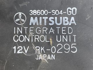 bontott HONDA CR-V Biztosítéktábla Doboz