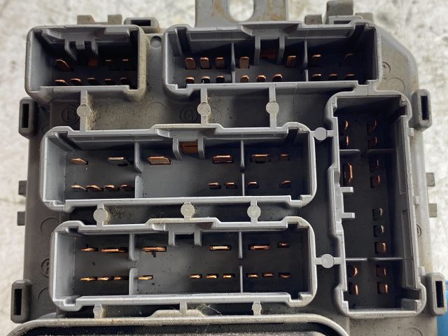 bontott HONDA CR-V Biztosítéktábla Doboz