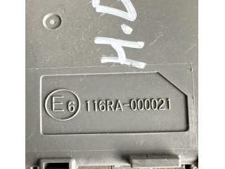 bontott HONDA CR-V Biztosítéktábla Utastér