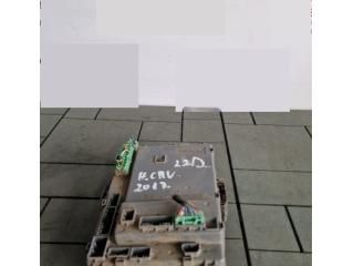 bontott HONDA CR-V Biztosítéktábla Utastér