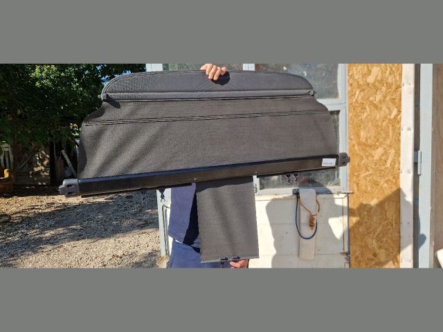 bontott HONDA CR-V Csomagtér Roló