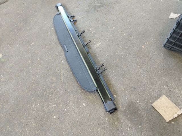 bontott HONDA CR-V Csomagtér Roló