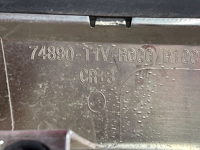 bontott HONDA CR-V Csomagtérajtó Díszléc