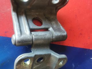 bontott HONDA CR-V Csomagtérajtó Zsanér