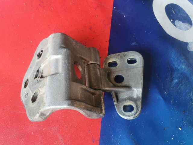 bontott HONDA CR-V Csomagtérajtó Zsanér