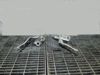 bontott HONDA CR-V Csomagtérajtó Zsanér