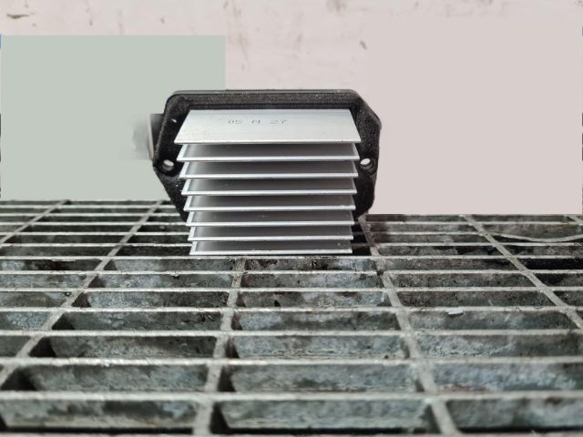 bontott HONDA CR-V Előtét Ellenállás Fűtőmotor