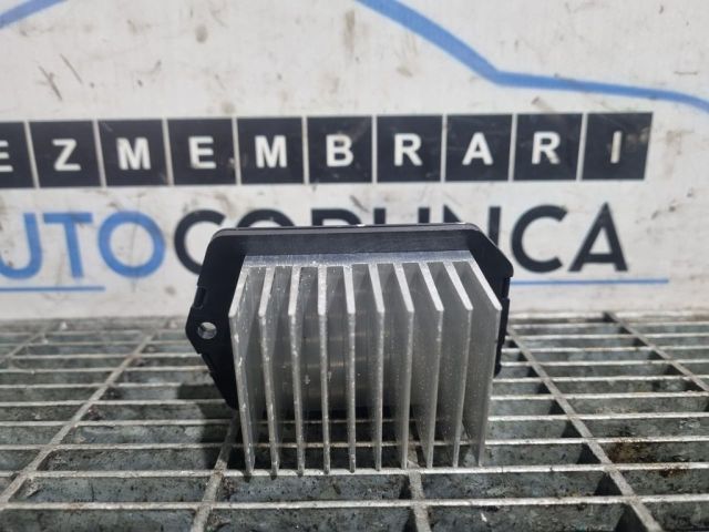 bontott HONDA CR-V Előtét Ellenállás Fűtőmotor