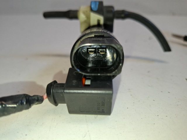 bontott HONDA CR-V Első Ablakmosó Szivattyú