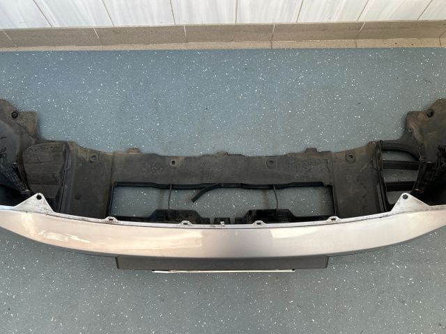 bontott HONDA CR-V Első Lökhárító (Részeivel)