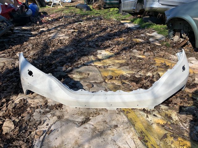 bontott HONDA CR-V Első Lökhárító (Üresen)