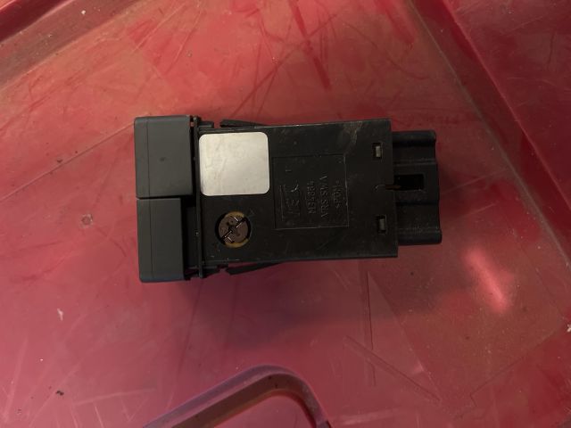 bontott HONDA CR-V ESP Kapcsoló