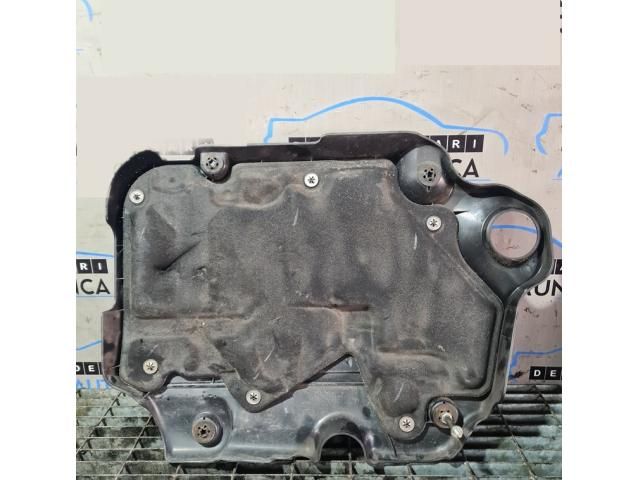 bontott HONDA CR-V Felső Hűtőburkolat