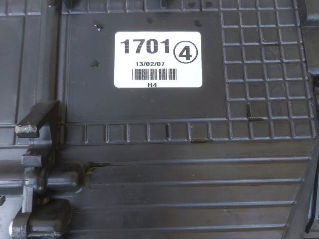 bontott HONDA CR-V Fűtés Box