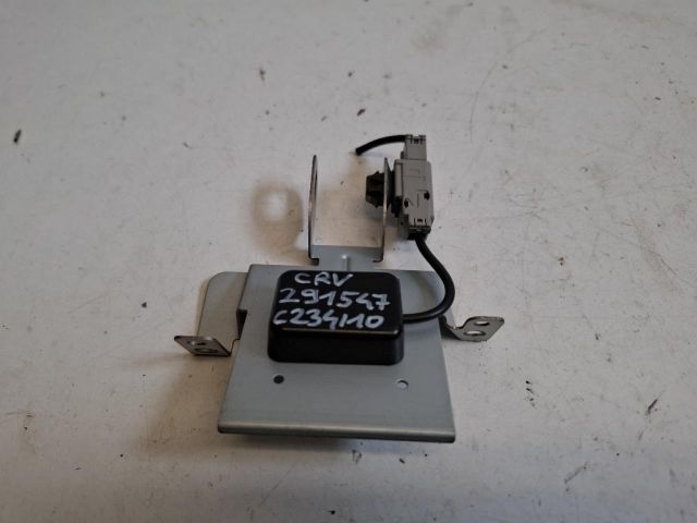 bontott HONDA CR-V GPS Antenna