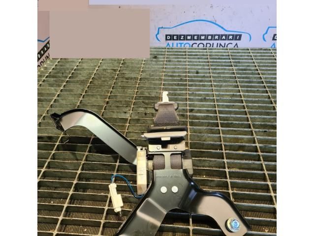 bontott HONDA CR-V Hátsó középső Biztonsági Öv