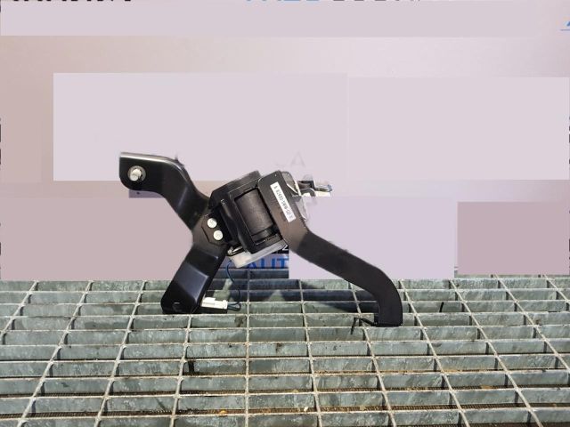 bontott HONDA CR-V Hátsó középső Biztonsági Öv