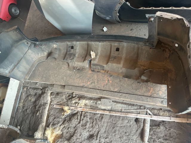 bontott HONDA CR-V Hátsó Lökhárító (Üresen)