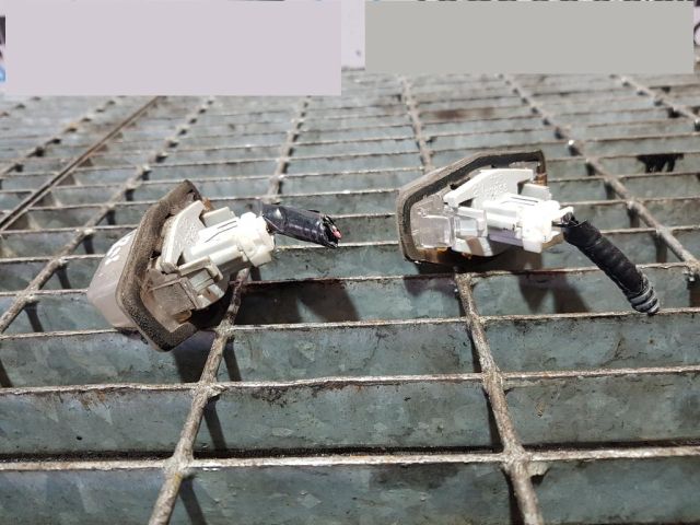 bontott HONDA CR-V Hátsó Rendszámtábla Világítás