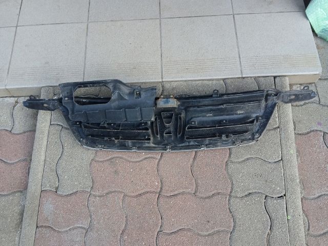 bontott HONDA CR-V Hűtőrács