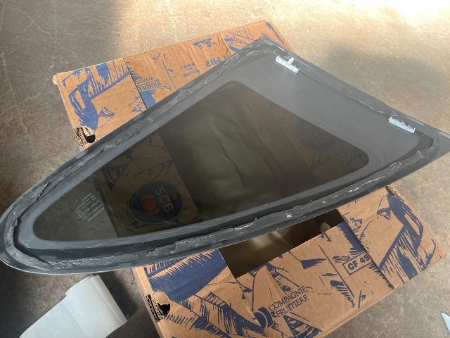 bontott HONDA CR-V Jobb C Oszlop Oldalablak Üveg